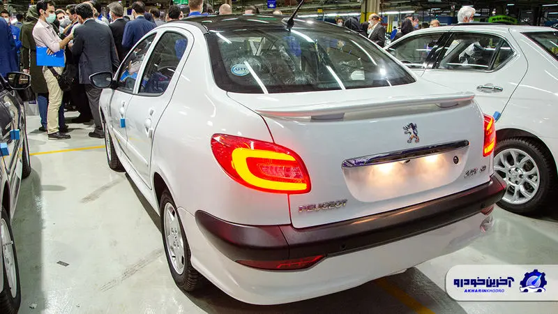 پژو 207 صندوقدار