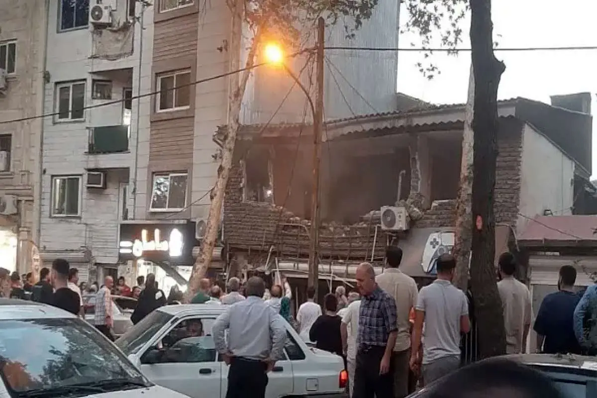 علت انفجار در خیابان باهنر رشت 