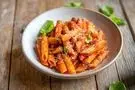 طرز تهیه پاستا گوجه‌ای بدون گوشت و مرغ؛ طعم جدید پاستا

