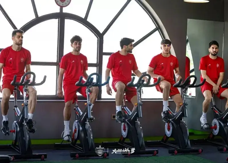 خرید‌های نامی استقلال و جواب منفی ستاره‌ها؛ پرسپولیس در منگنه!