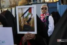 تصاویر؛ تجمع حمایت از مهدیه اسفندیاری مقابل سفارت فرانسه در تهران