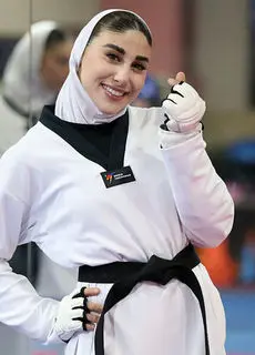 چرا ناهید کیانی به تیم ملی دعوت نشد؟