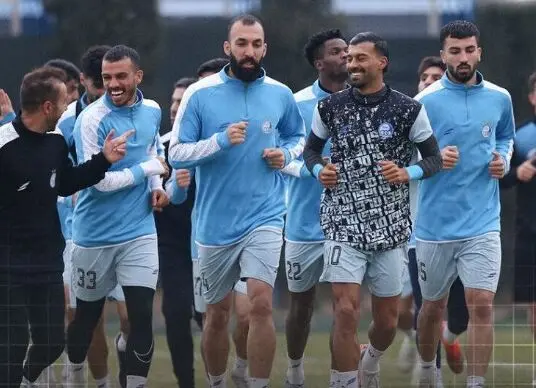 خستگی مفرط استقلالی‌ها قبل از بازی با تراکتور