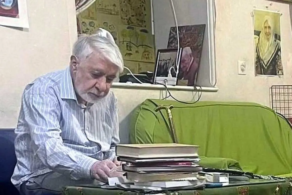 واکنش تند یک رسانه به میرحسین موسوی: بوی کباب به مشام‌تان خورده؟ 