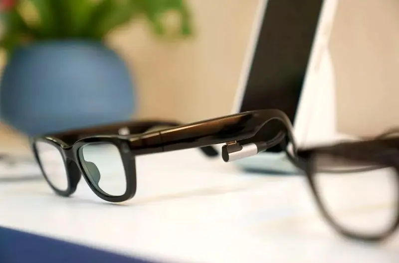 عینک هوشمند Xreal Project Aura