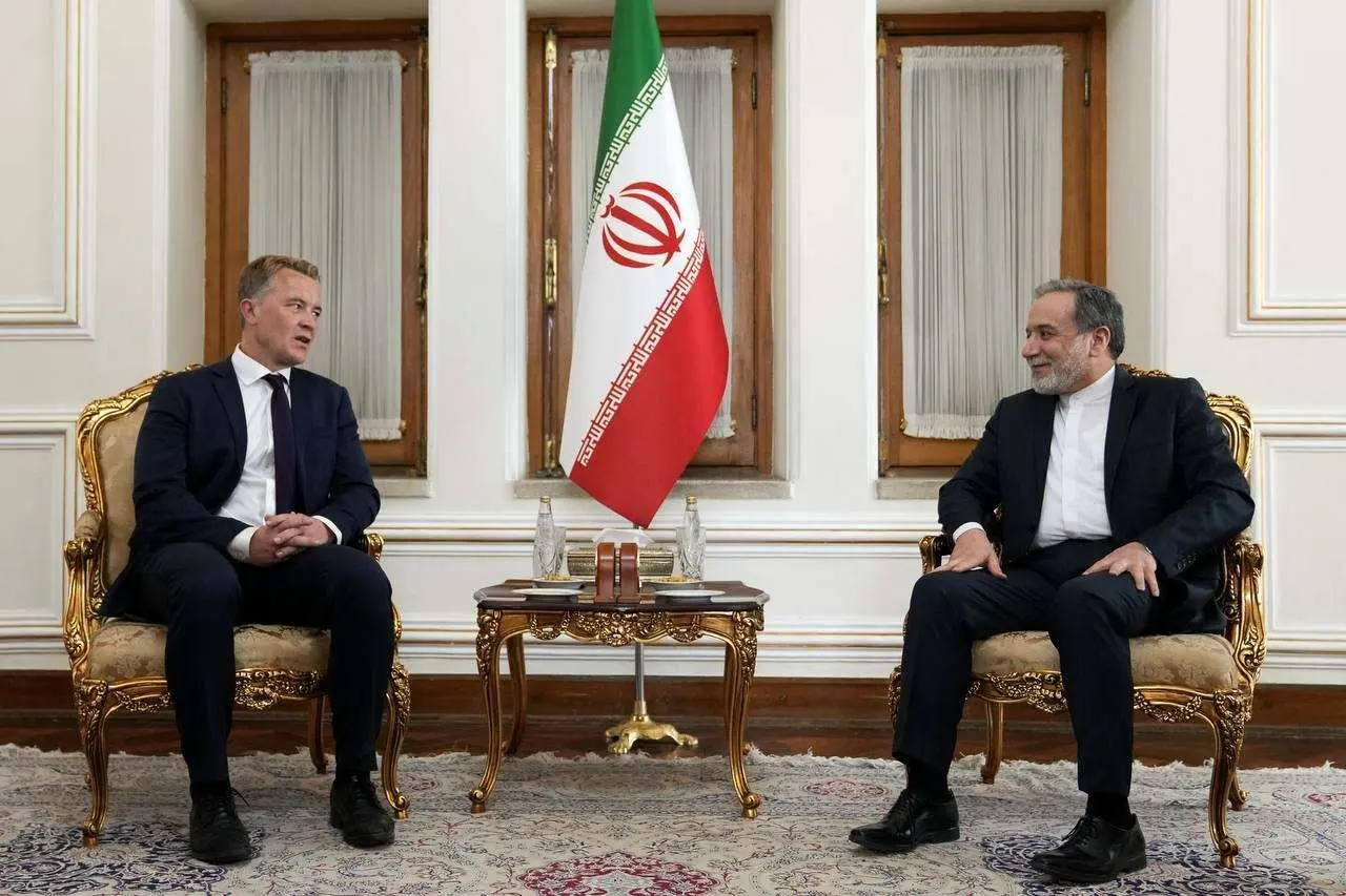 دیدار معاون وزیر خارجه نروژ و عراقچی