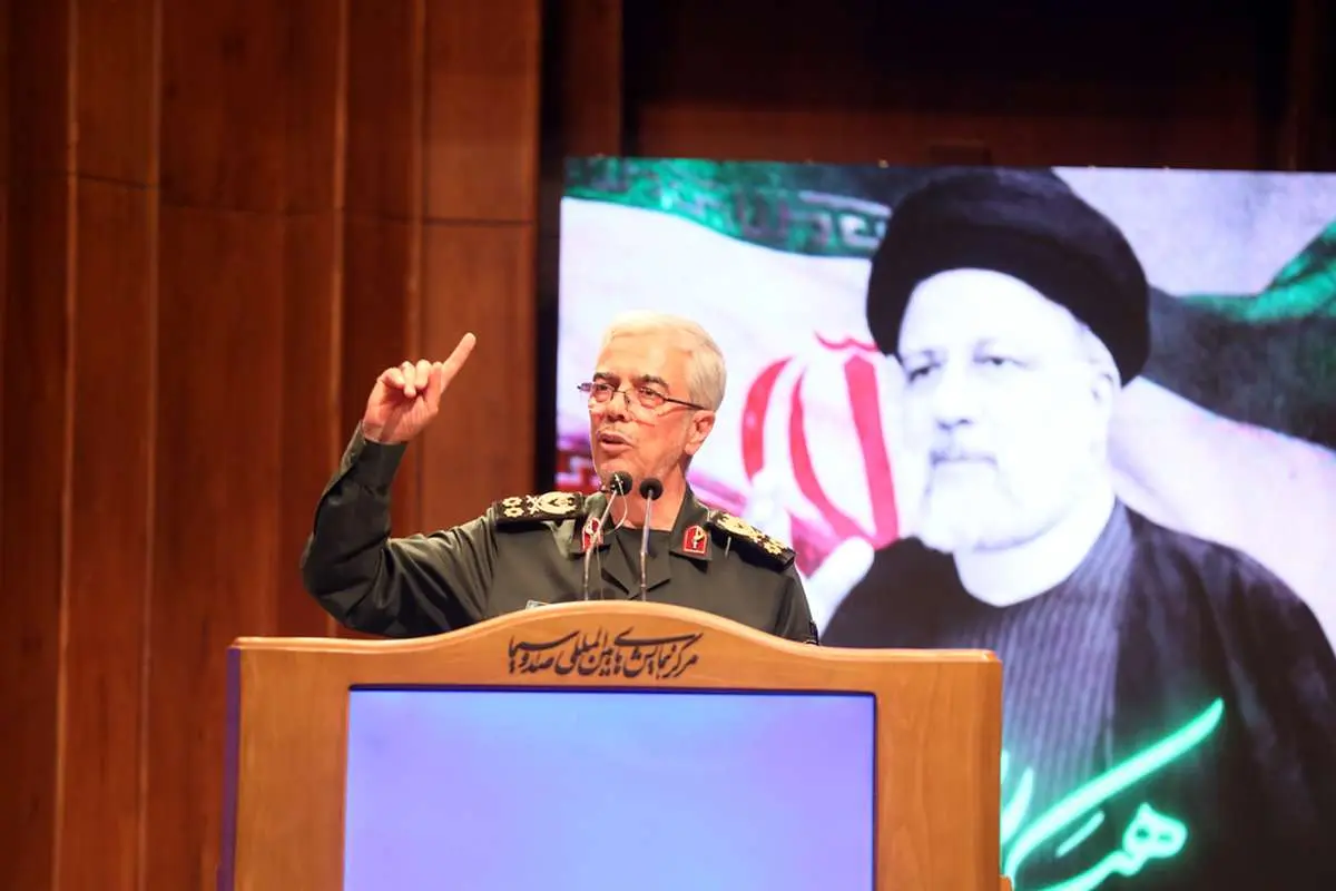 سرلشکر باقری: شهید رئیسی بعضاً با ما شوخی میکرد