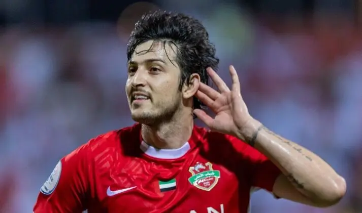 دشمنی‌ها ادامه دارد؛ اتهام حمایت داوران از پرسپولیس توسط سردار آزمون!