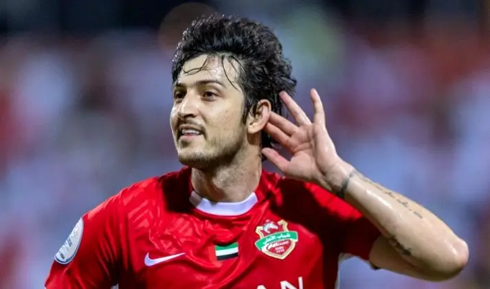 دشمنی‌ها ادامه دارد؛ اتهام حمایت داوران از پرسپولیس توسط سردار آزمون!