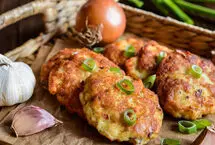 با سینه مرغ این کوکو ساده و خوشمزه را درست کنید! 

