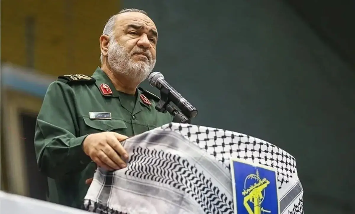 سرلشکر سلامی: اگر دشمن دست از پا خطا کند، دروازه‌های آتش را به روی آن‌ها خواهیم گشود 
