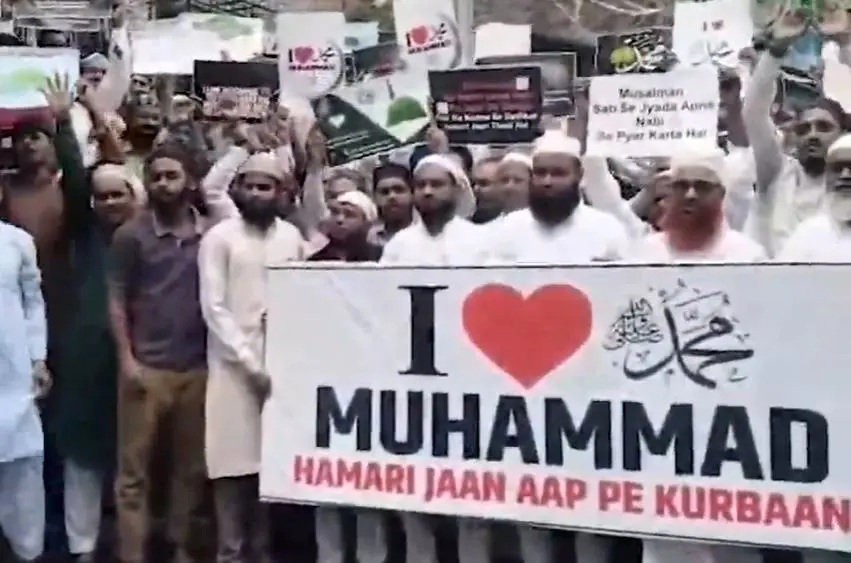 از عشق تا اتهام: چگونه یک جمله به بحران مذهبی در هند تبدیل شد؟
