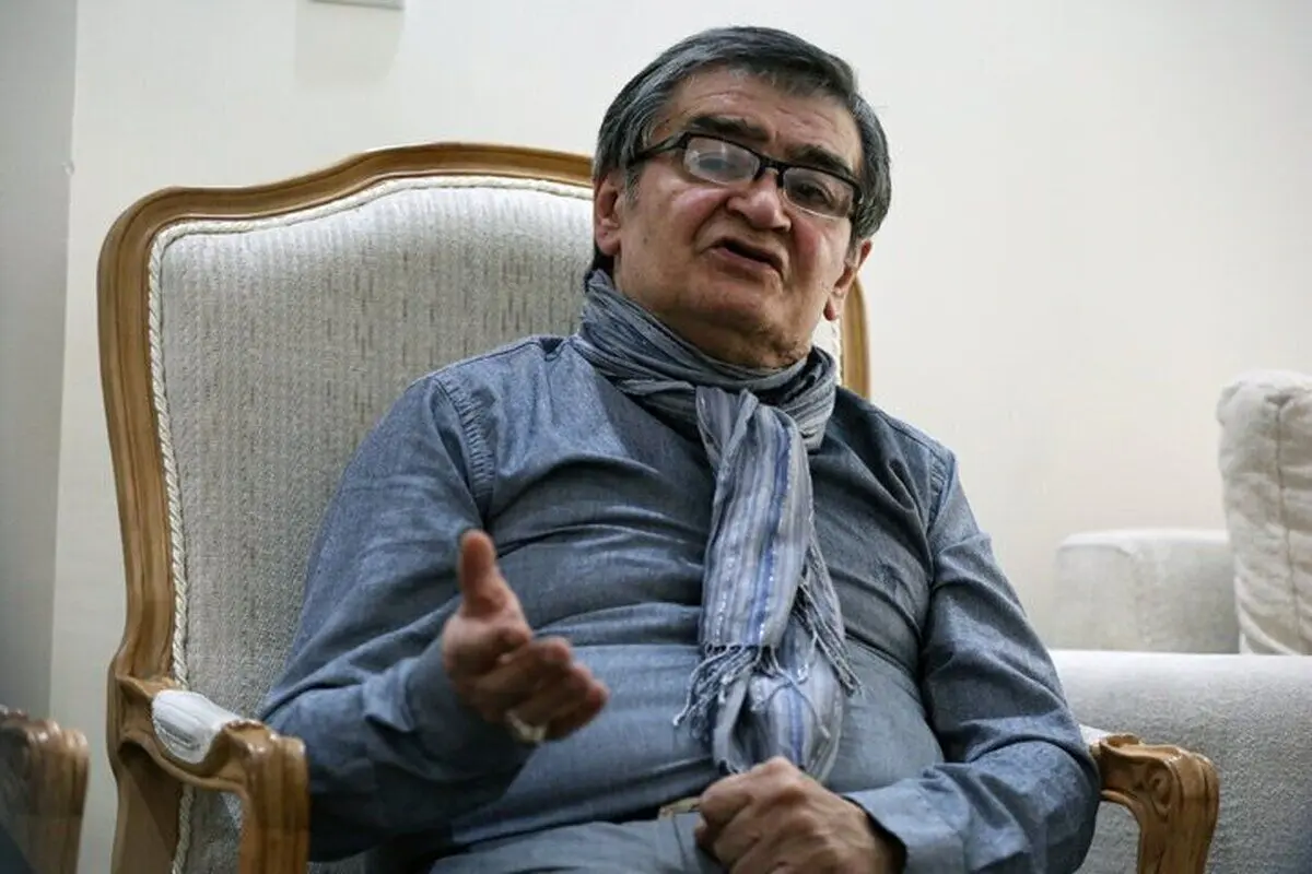 بدرقه رضا رویگری در جمع محدودی از هنرمندان؛ او را تنها گذاشتند