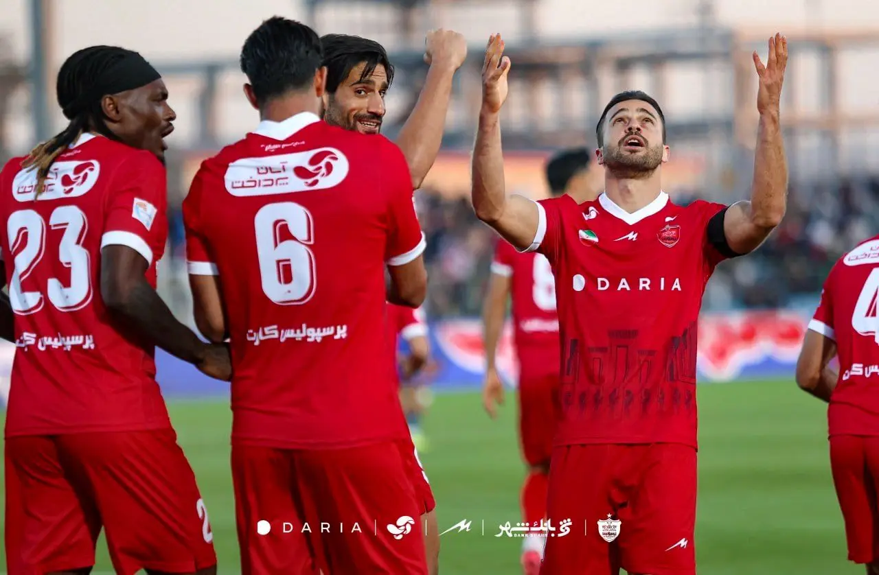 برد ۳-۰ پرسپولیس مقابل استقلال خوزستان؛ دلبری تیم اوسمار از هواداران