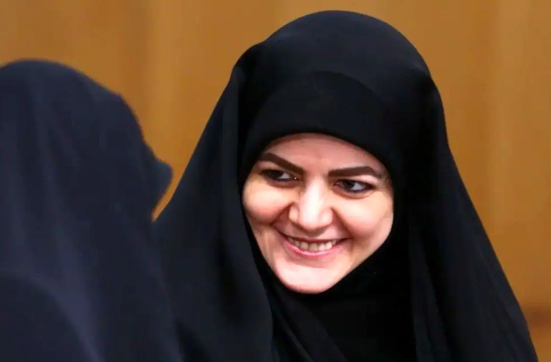 خریدهای دختر و داماد پزشکیان از فروشگاهی در آلماتی