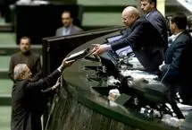 دولت باید مخارج خود را به سرعت کاهش دهد 
