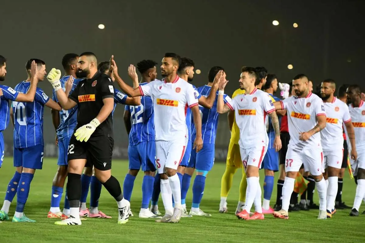 پوشش زنده؛ المحرق مقابل استقلال [ ۰ -  ۰ ] / نیمه اول