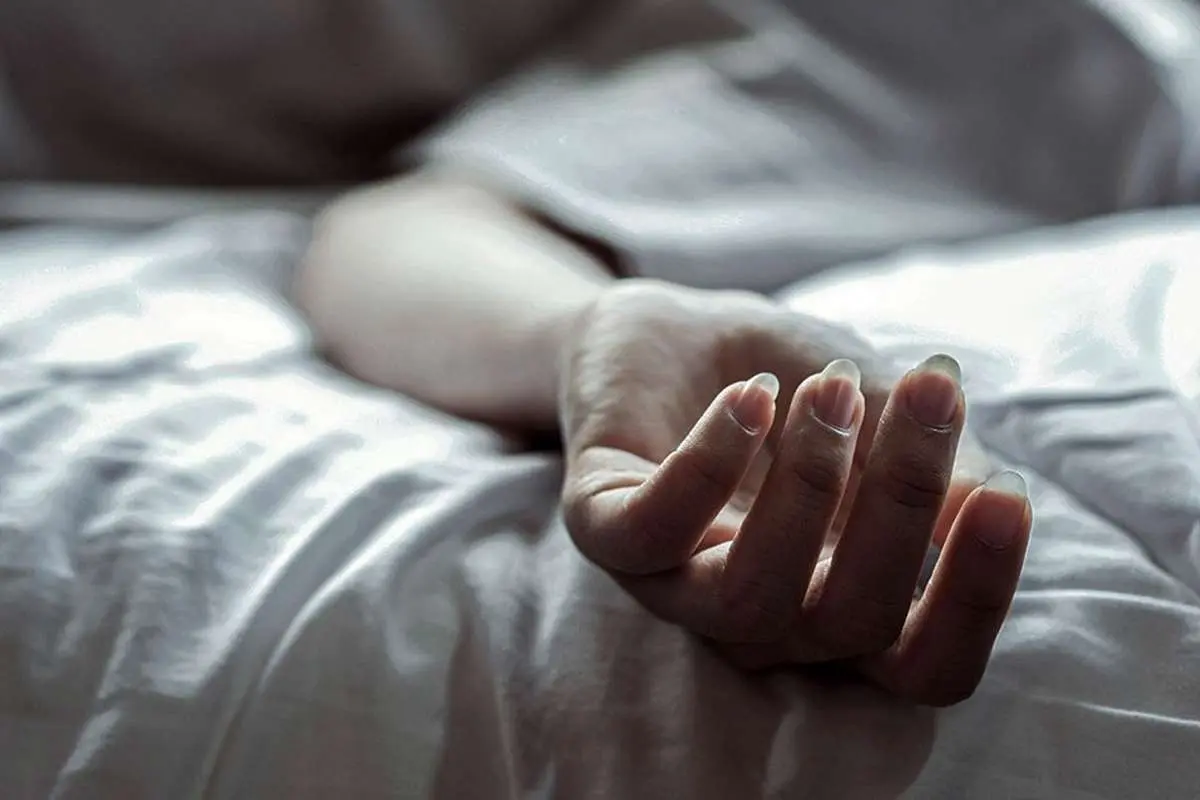 جسد زن جوان را پس از تزریق ژل نامرغوب سوزاندند