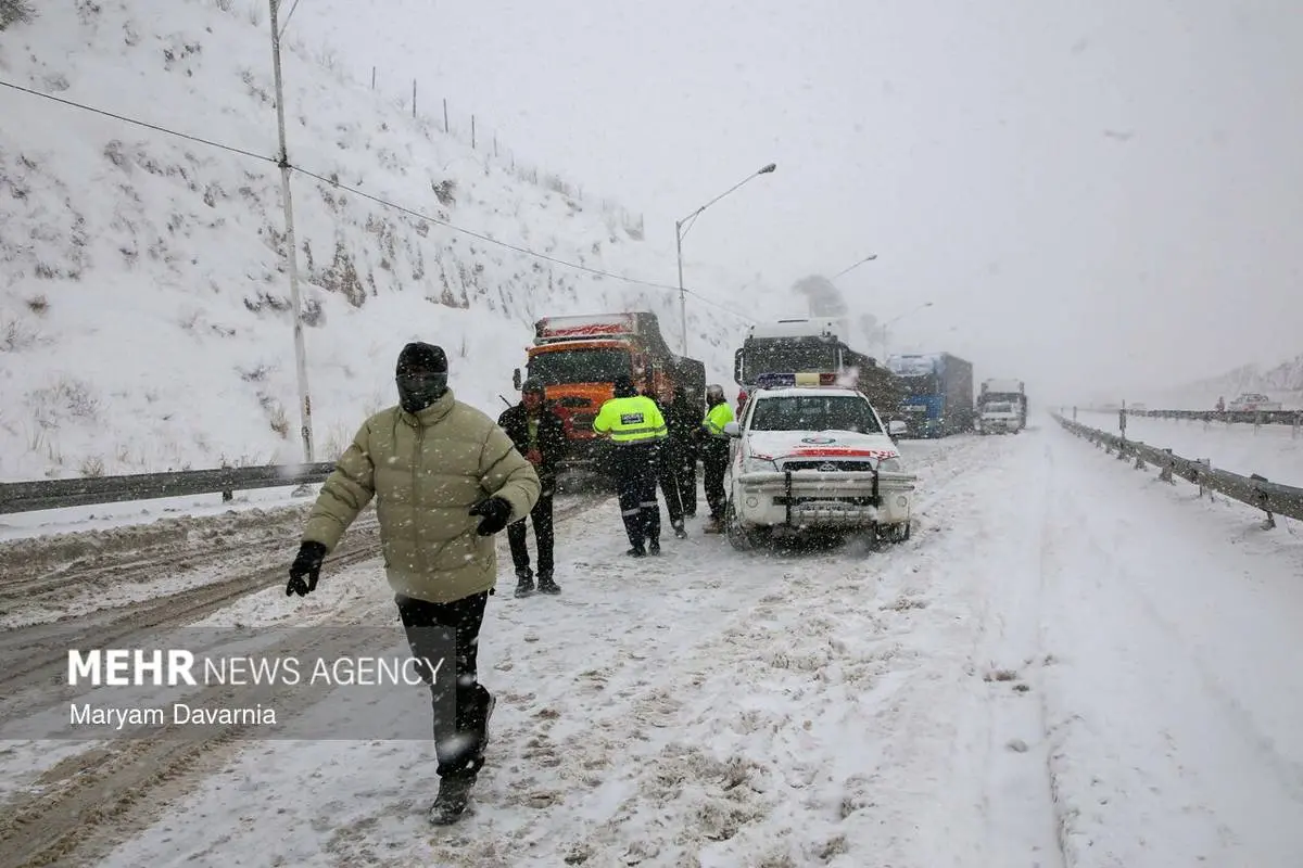 تصاویر؛ گیر کردن خودروها در گردنه برفی امین‌الله بجنورد 10