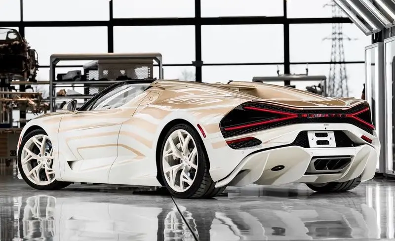 بوگاتی میسترال La Perle Rare