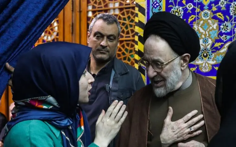 تصاویر؛ مراسم ختم خواهر سید محمد خاتمی 