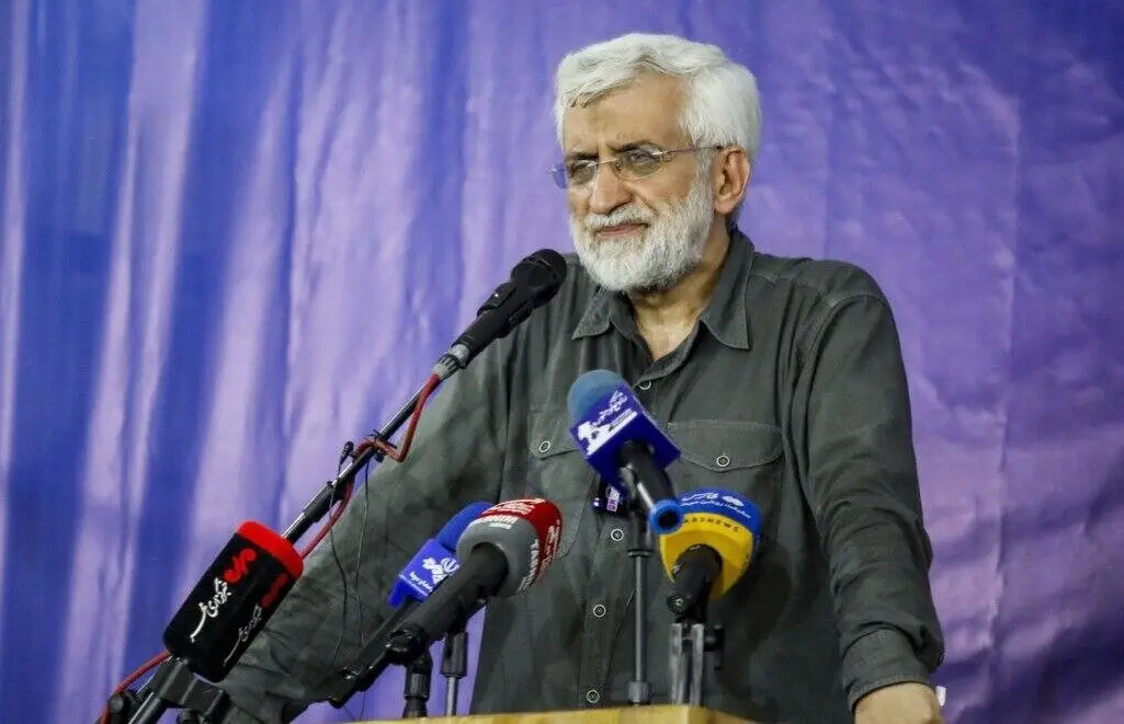 تصویری از سعید جلیلی در کنار ماموران یگان ویژه تهران