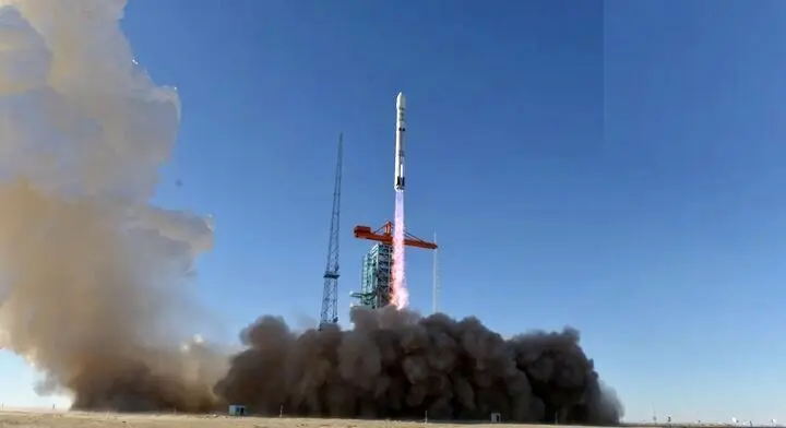 پرواز موفق موشک چینی؛ بوستر در آتش سوخت