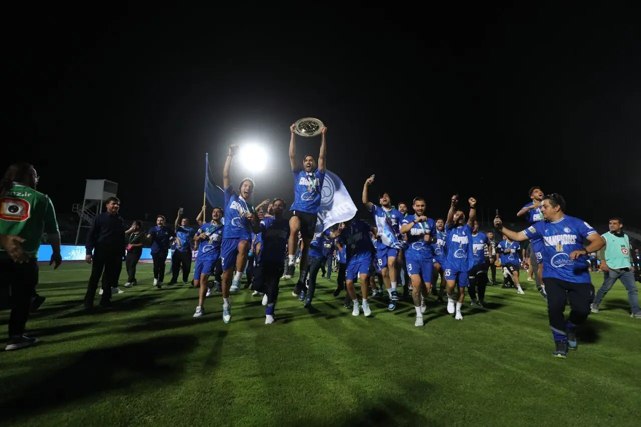 کدام باشگاه‌ها قهرمانی استقلال را تبریک گفتند؟