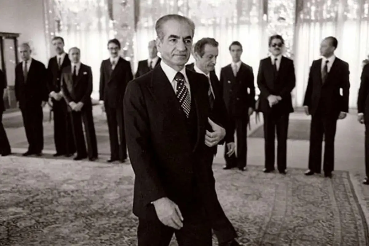 کسی با شاه مذاکره نکرد!