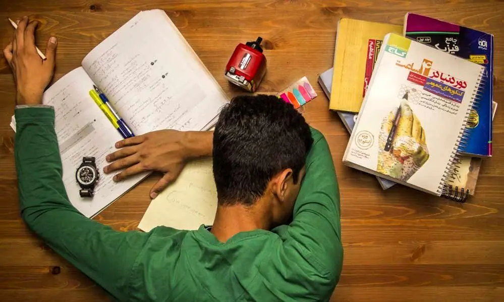 عوارض خطرناک مصرف ریتالین در شب امتحان