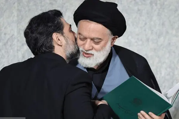 تصاویر؛ فرزندان رهبر شهید انقلاب در مراسم بزرگداشت