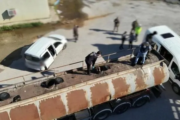کشف ۳۰ مهاجر غیرقانونی از داخل تانکر سوخت در ترکیه