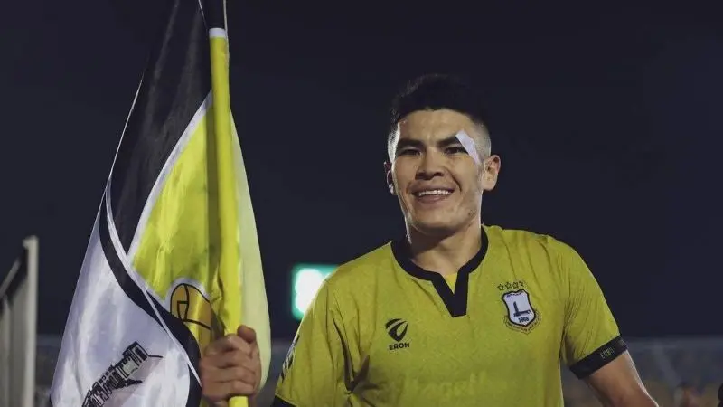 صدرنشین گلزنان با ۲۶ گل؛ کاناوارو عاشق گل‌نزن پرسپولیس شد!