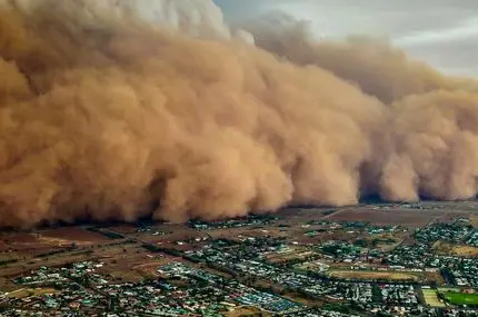 ببینید؛ طوفان شن سهمگین در استرالیا 