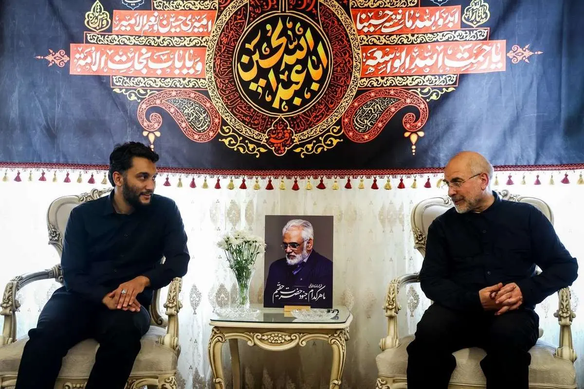 حضور قالیباف در منزل شهید طهرانچی
