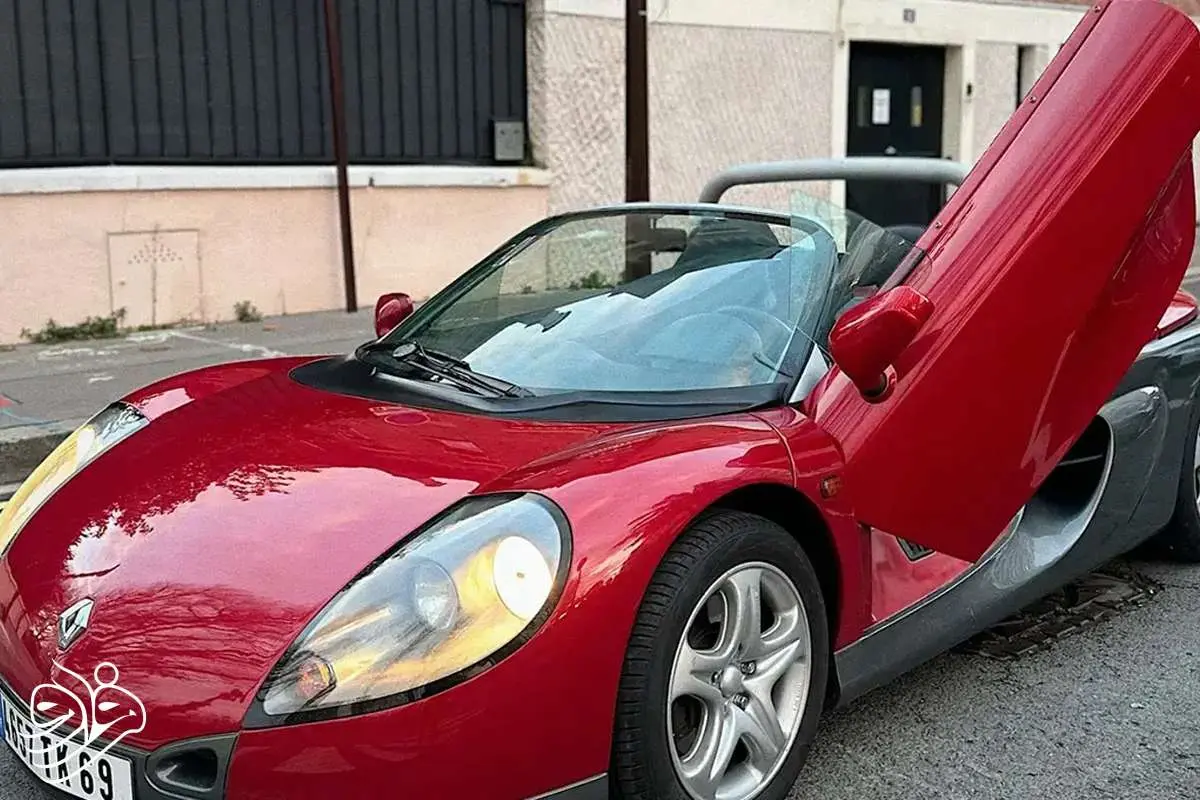 رنو اسپایدر؛ رودستر کمیاب فرانسوی با میراث فرمول یک