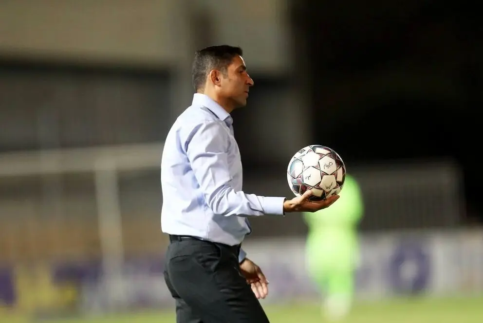 کم تغییر‌ترین نیمکت‌های فصل لیگ برتر؛ هاشمیان تنها مربی ضعیف!