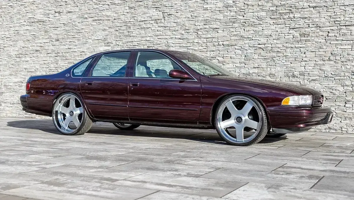 شورولت ایمپالا SS؛ نوستالژی ۲۹ ساله با قیمت چشمگیر ۴۵ هزار دلار