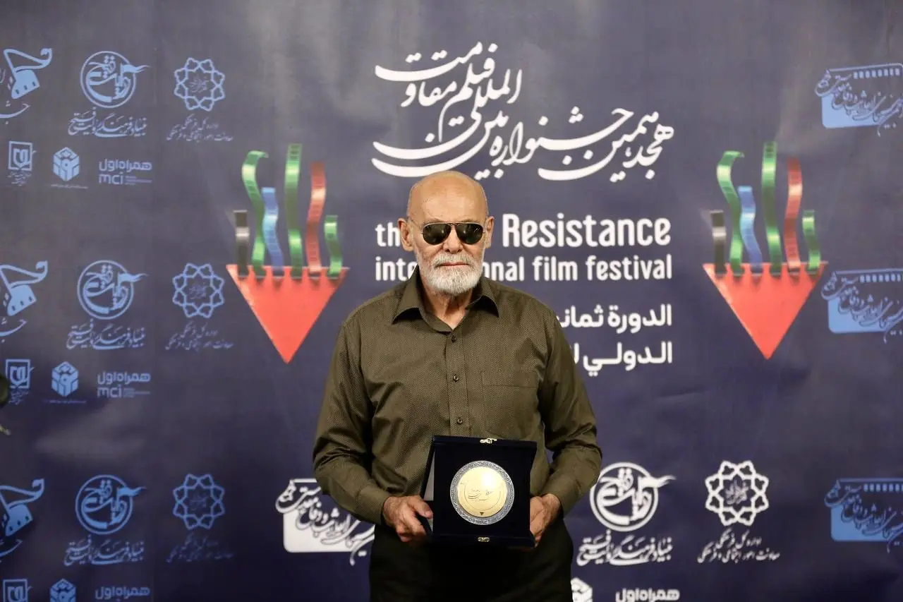 عکس؛ تقدیر فرمانده کل سپاه از جمشید هاشم‌پور 