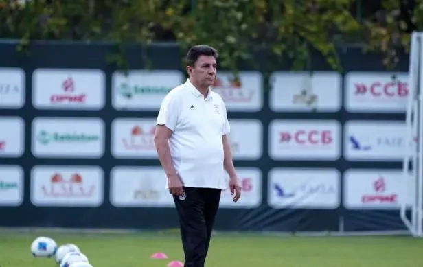 تصمیم عجیب قلعه‌نویی برای تبادل نظر با دارندگان مدرک مربیگری!