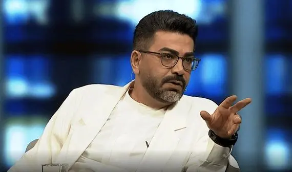 خاطره فرزاد حسنی از مجری صدا و سیما که به شبکه خارجی پیوست