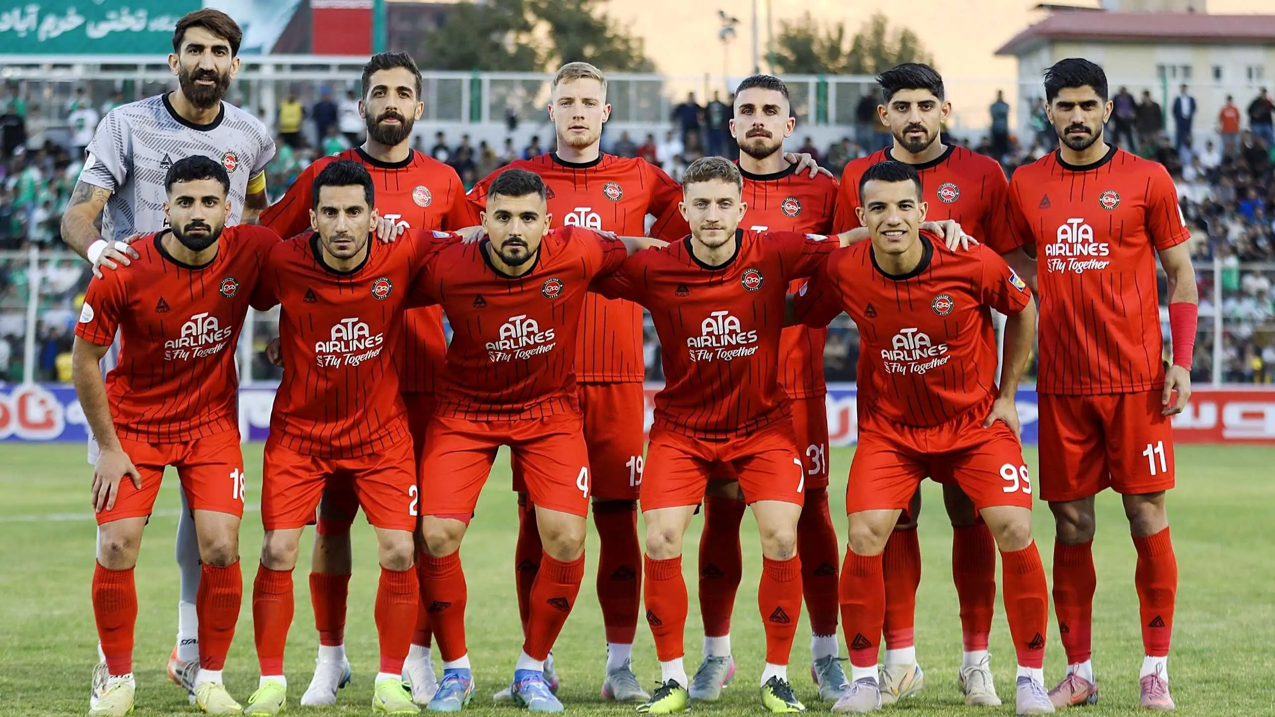 مسیر ویژه تراکتور پس از فیفادی؛ در تدارک 2 جشن بزرگ در 3 روز!