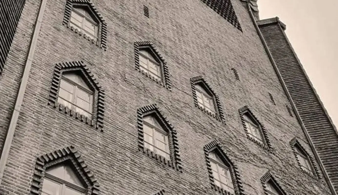 کلیسای صلیب برلین؛ شاهکار معماری اکسپرسیونیستی در قلب آلمان