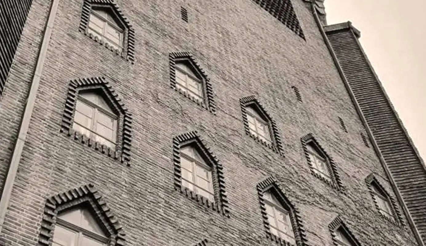 کلیسای صلیب برلین؛ شاهکار معماری اکسپرسیونیستی در قلب آلمان