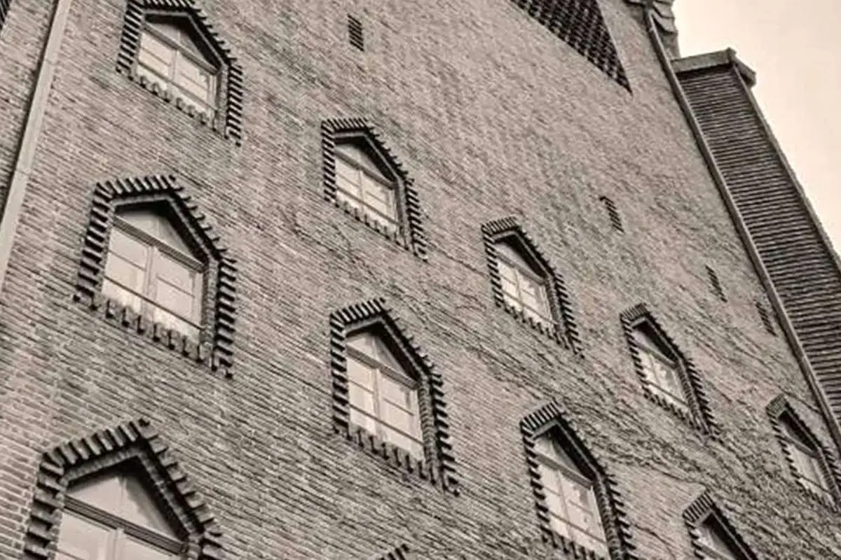 کلیسای صلیب برلین؛ شاهکار معماری اکسپرسیونیستی در قلب آلمان