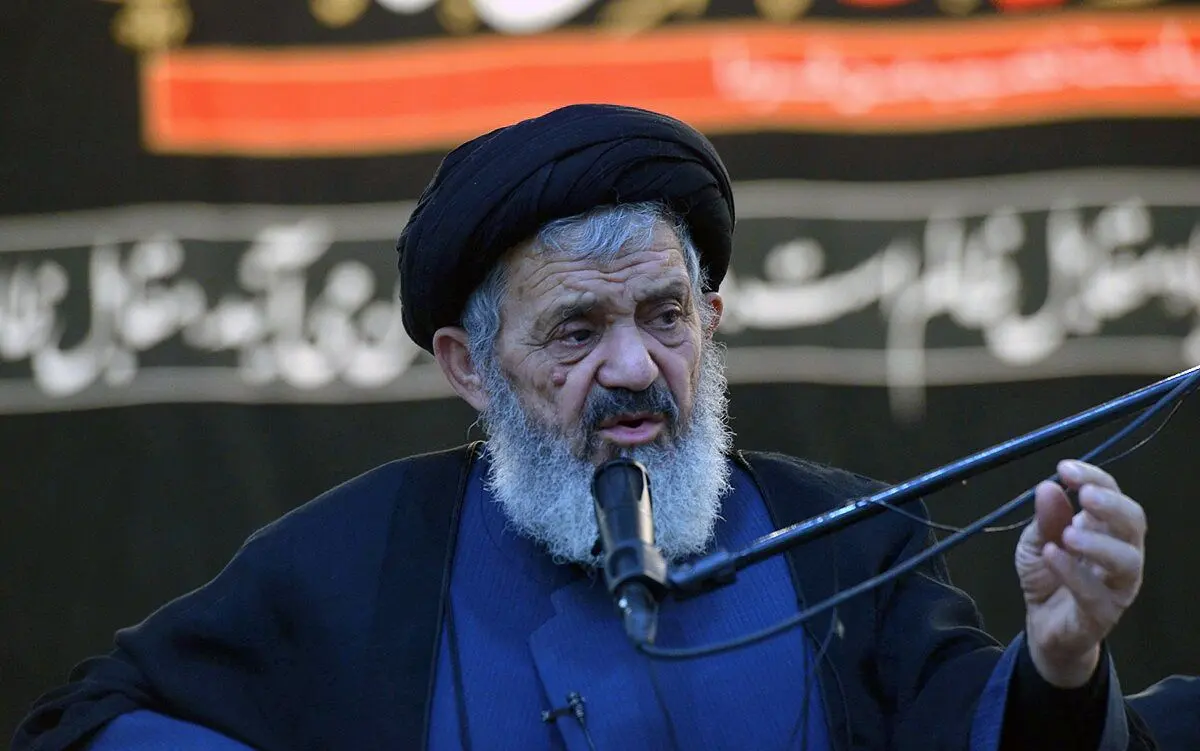 رضا اکرمی: قبول کنیم کشور در جنگ است، کمتر بنزین مصرف کنیم