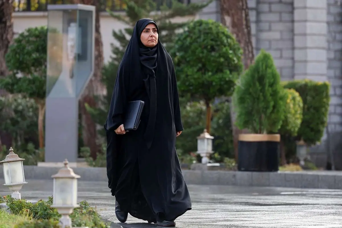 استیضاح خانم وزیر کلید خورد