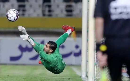 ظهور یک پنالتی‌گیر جدید در فوتبال ایران؛ هت‌تریکی که به کام «کیا» تلخ شد!