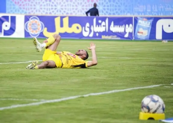 حذف عجیب شاگردان پیروز به دست مس شهر بابک!