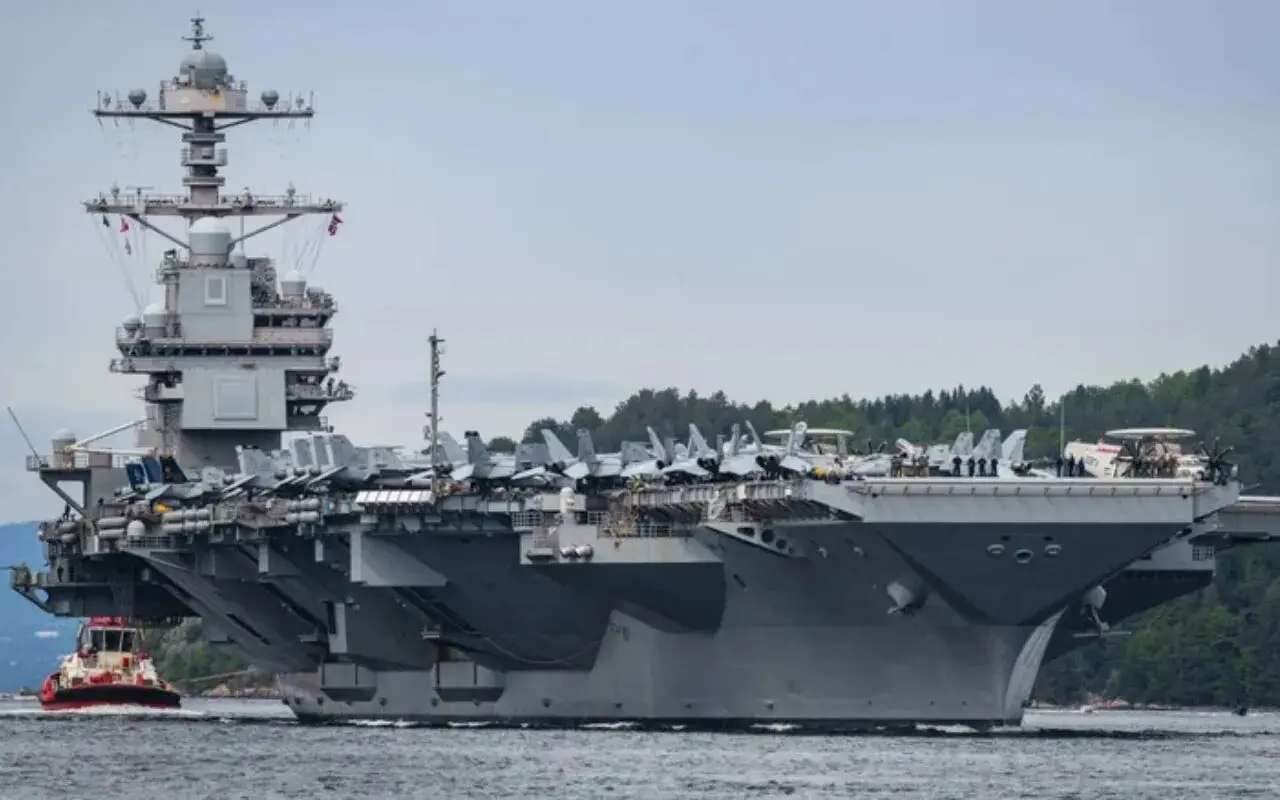 چرا نیروی دریایی آمریکا نمی‌تواند کمتر از ۱۱ ناو هواپیمابر داشته باشد؟